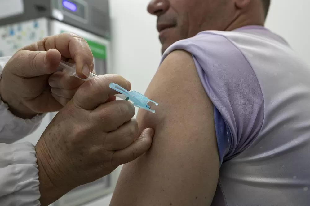 Paraná aplica quase 500 mil doses durante a Campanha de Multivacinação Foto: Roberto Dziura Jr/AEN