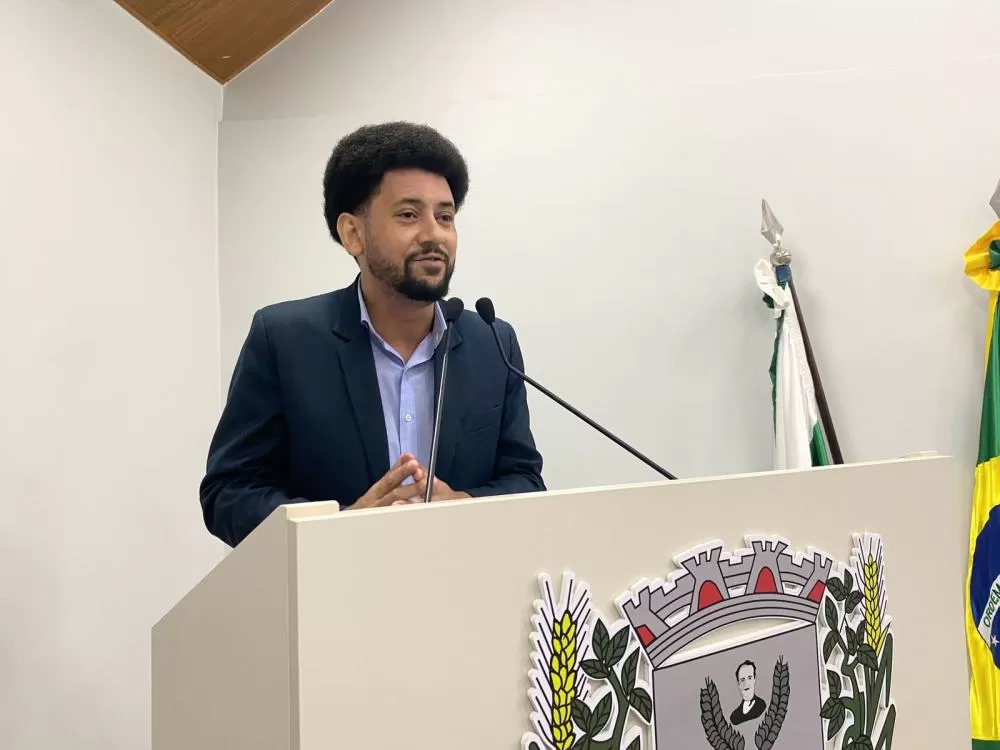  Fernando Nègre solicita revitalização da pista de skate no bairro Recanto Feliz