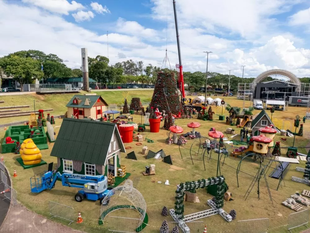 Mais de 200 mil lâmpadas vão iluminar o Natal da Família no Gramadão