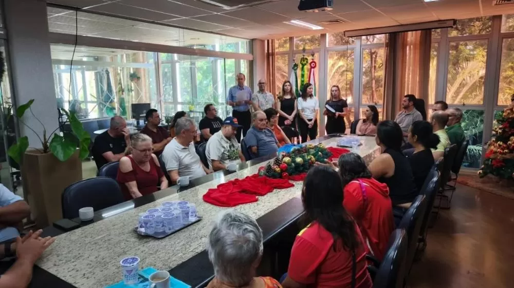 Prefeitura realiza solenidade de entrega da Certidão de Regularização Fundiária da Vila Martins