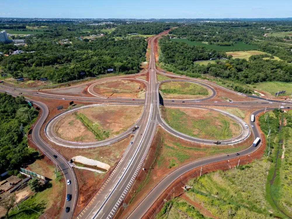 Imagem aérea de trecho da Perimetral Leste. Foto: William Brisida/Itaipu Binacional.
