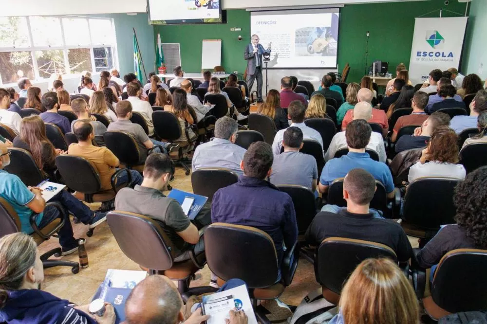 Cidades abre curso para engenheiros e arquitetos recém-ingressos na gestão pública Foto: Fábio Dias/EPR