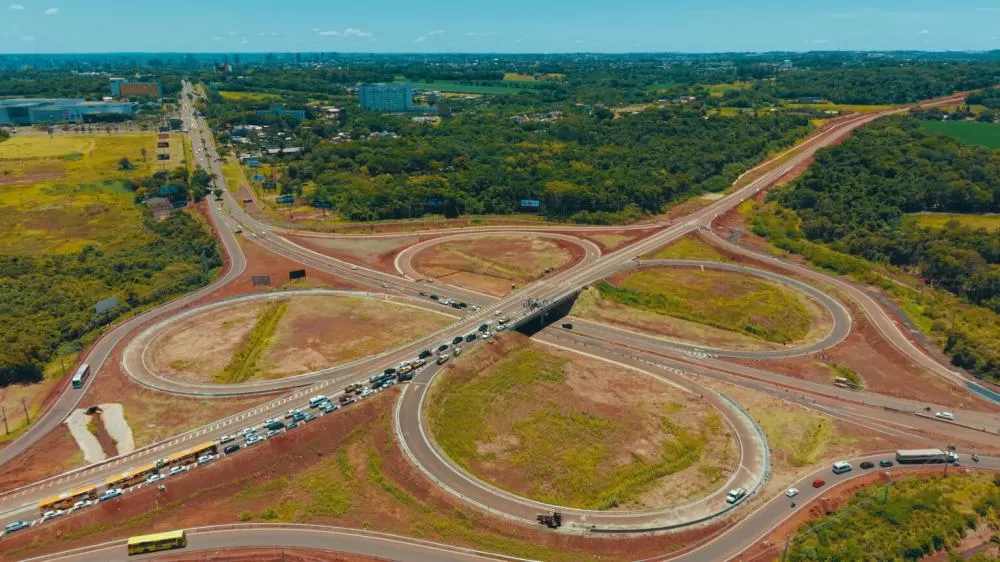 Marginais da BR-277 têm mudança de sentido para melhorar segurança viária em Foz do Iguaçu