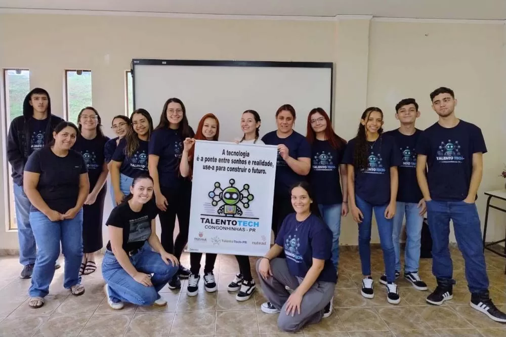 Paraná encerra 2025 como maior celeiro de talentos em tecnologia e IA do país Foto: SEIA