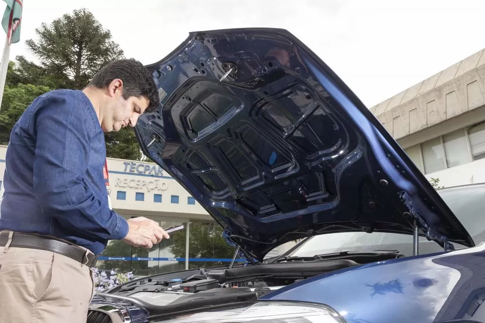 Tecpar e Detran-PR iniciaram projeto-piloto para tokenizar 1000 veículos no Paraná, como teste para a implantação do Passaporte Veicular Digital Foto: Hedeson Alves/TECPAR