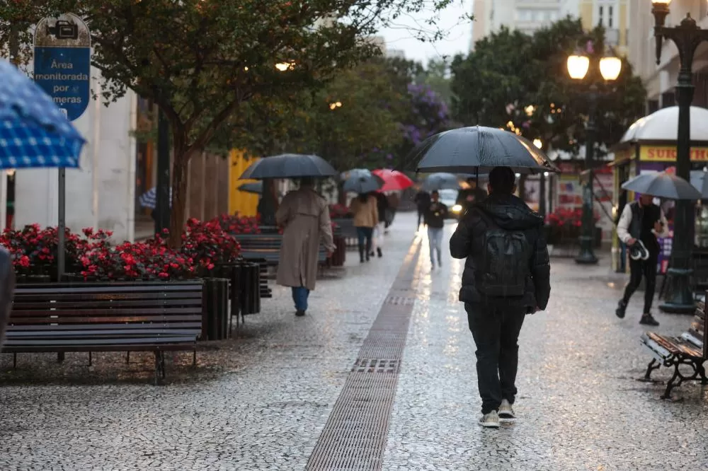 Janeiro de 2026 terá muita chuva e calor dentro da média no Paraná Foto: Geraldo Bubniak/AEN