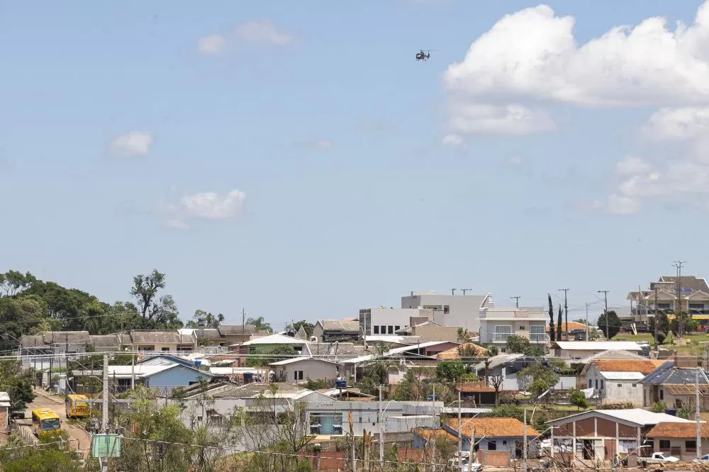 Auxílios de R$ 1 mil e para reconstrução das casas: Estado já destinou R$ 21 milhões para Rio Bonito do Iguaçu Foto: Roberto Dziura Jr/AEN