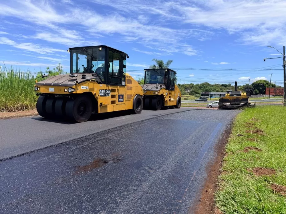Secretaria de Manutenção Viária inicia pano de teste para futuras obras viárias