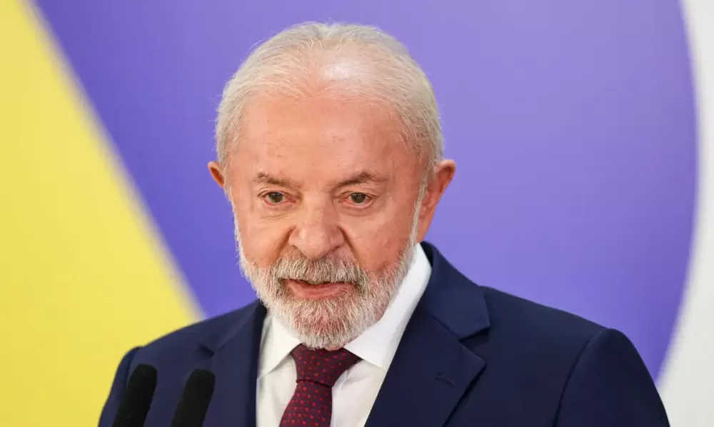 Lula diz que valor do salário mínimo no Brasil é “muito baixo”