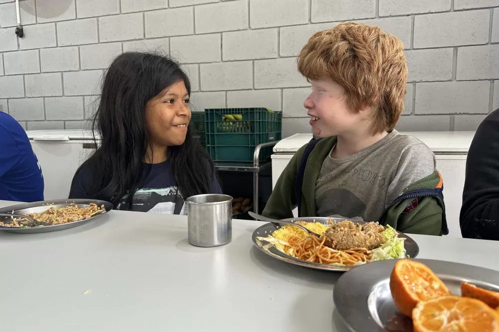 Alunos da Escola Estadual Indígena Mbyá Arandú, próxima ao município de Piraquara Foto: Karina Audrey/Fundepar