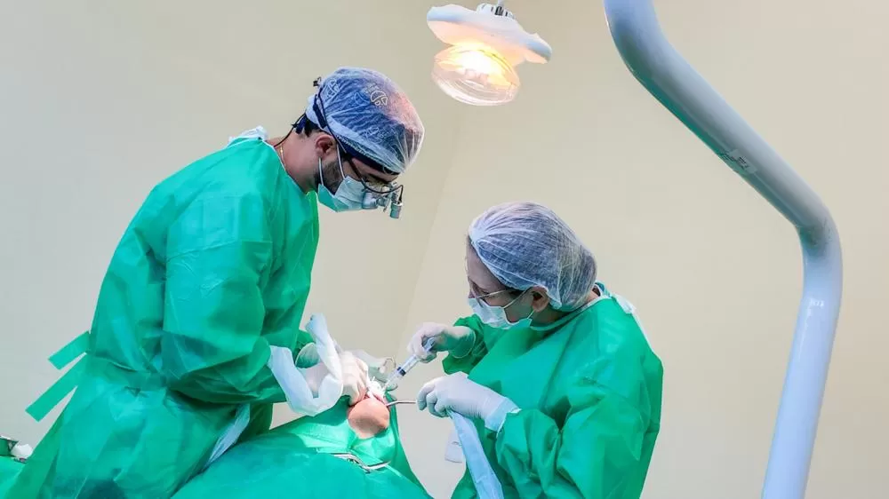 Serviço de Implantes Dentários está transformando histórias, recuperando a autoestima e dignidade por meio do SUS.