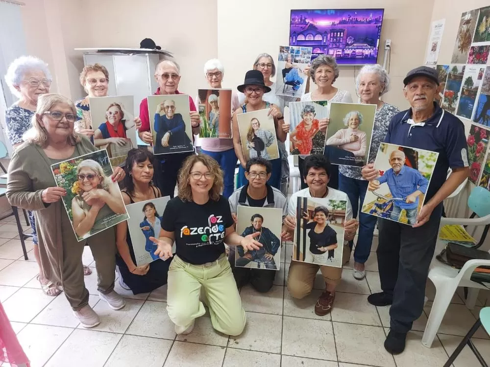 Foz Fazendo Arte, com trabalhos das educandas do Centro de Convivência do Idoso (CCI).