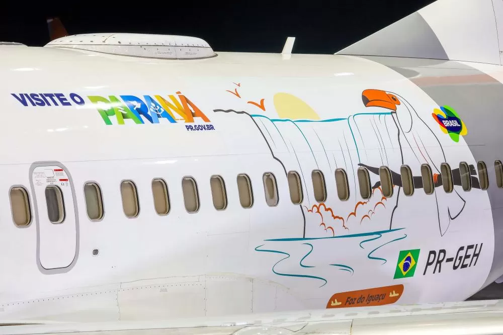Desenho das Cataratas do Iguaçu passa a ilustrar avião da frota temática da Gol Foto: Morganspotter
