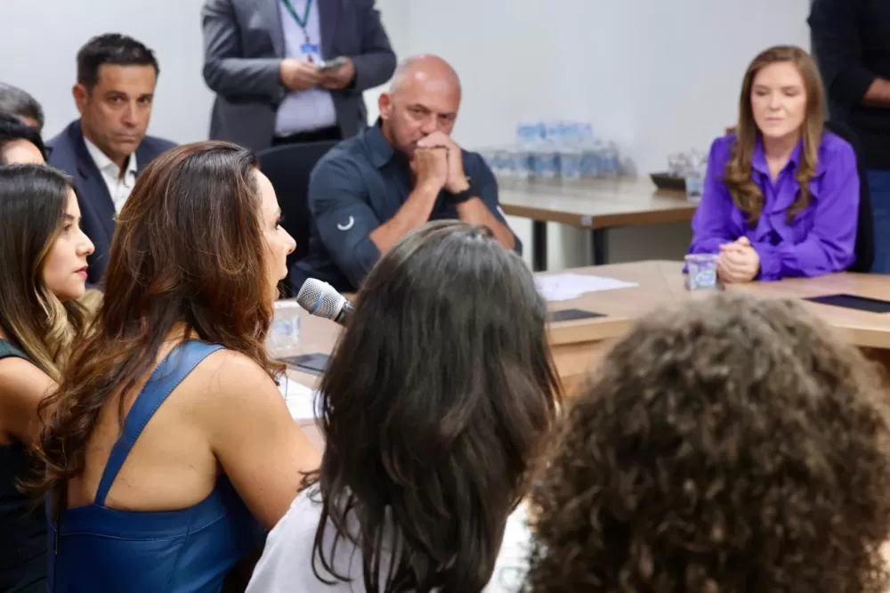 Paraná expande monitoração eletrônica e lança aplicativo para combater violência contra as mulheres Foto: Ricardo Almeida/SESP