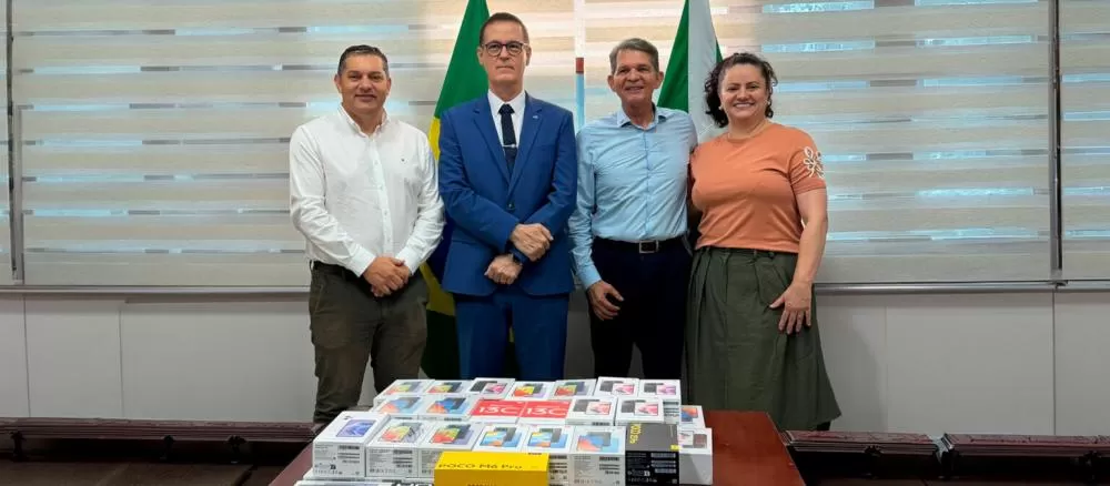 Receita Federal destina celulares à Educação e fortalece estrutura da rede municipal de ensino