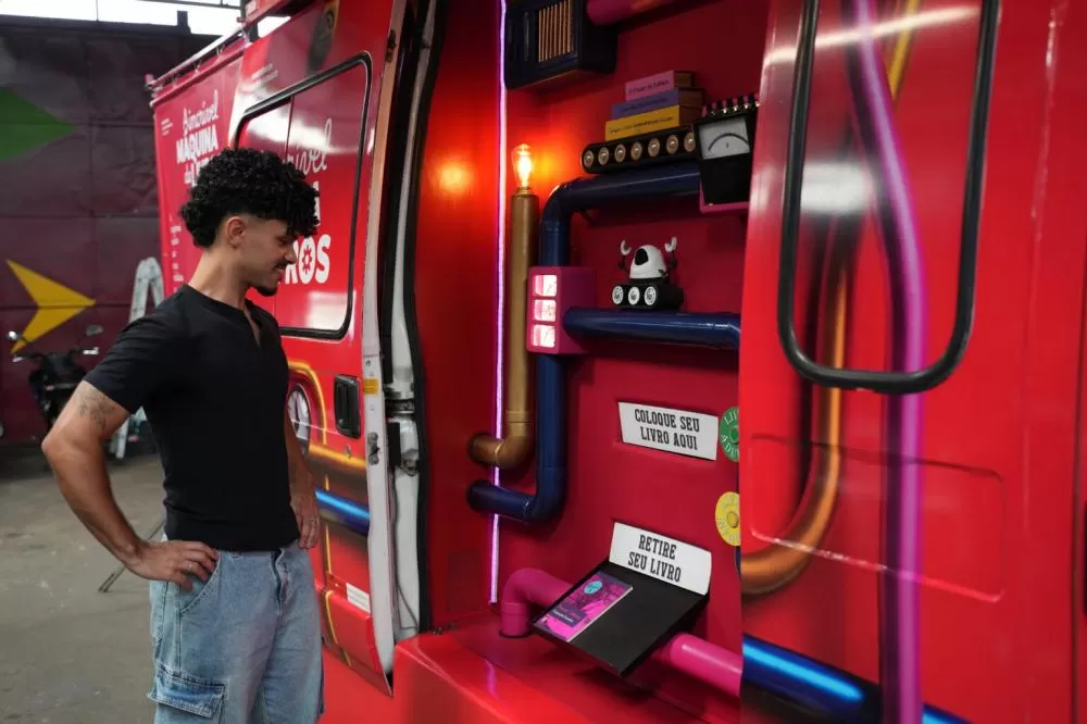 Troque um livro e leve uma nova história para casa: experiência gratuita acontece de 22 a 24 de março, na Praça Getúlio Vargas, em Foz do Iguaçu.