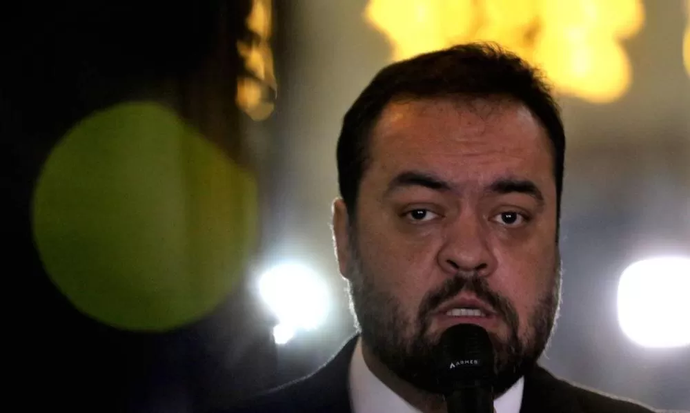 TSE retoma julgamento que pode levar à inelegibilidade de Castro