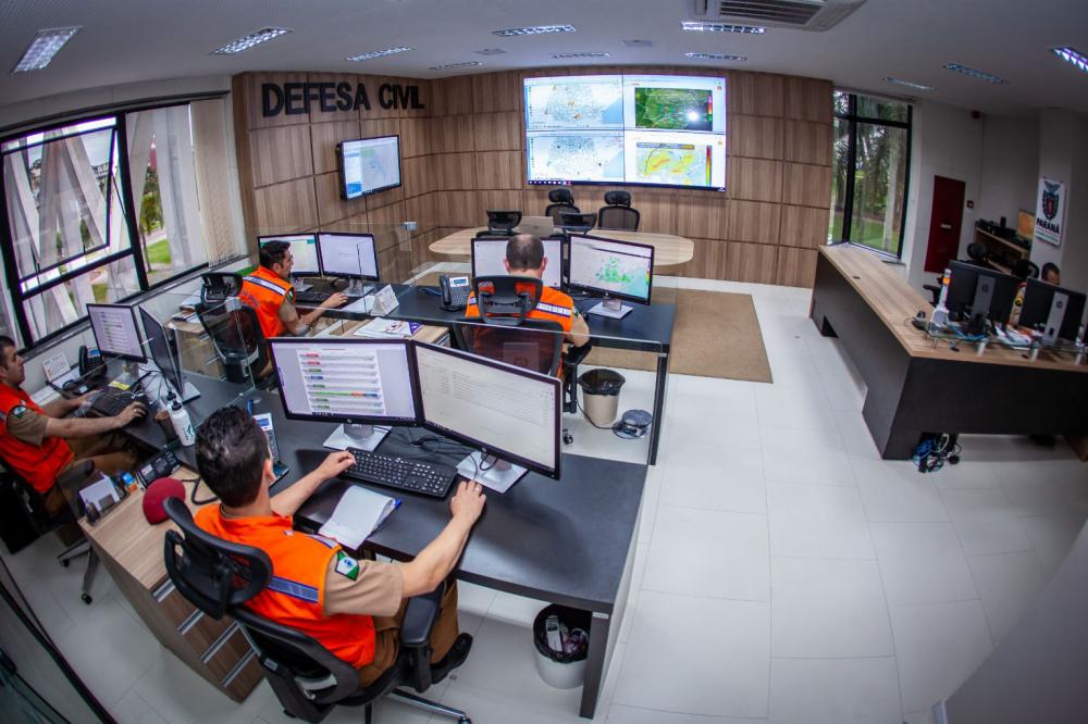 Defesa Civil intensifica atendimento aos municípios paranaenses; barragens operam com segurança Foto: Defesa Civil