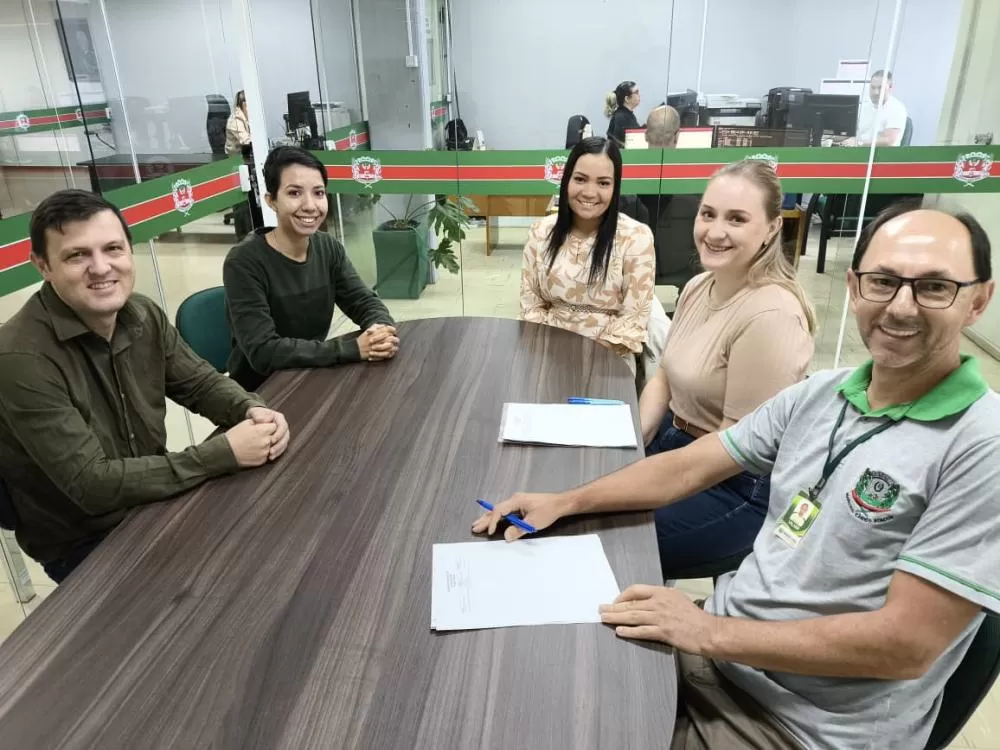 Funcionárias efetivas tomam posse na prefeitura rondonense