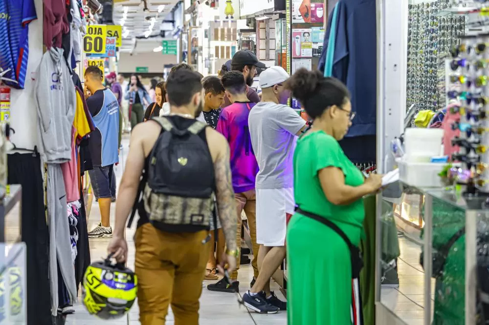 Vendas do comércio do Paraná atingem patamar mais alto em 26 anos Foto: Roberto Dziura Jr/AEN