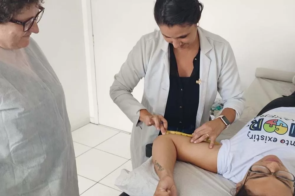 Implante contraceptivo chega a quase 2 mil mulheres no Paraná em 2026 e Paraná amplia capacitação de profissionais Foto: SESA