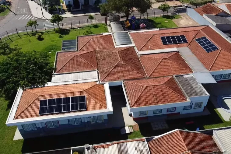 Secretaria de Educação realiza Audiência Pública sobre projeto de energia que beneficiará 2 mil escolas Foto: Copel