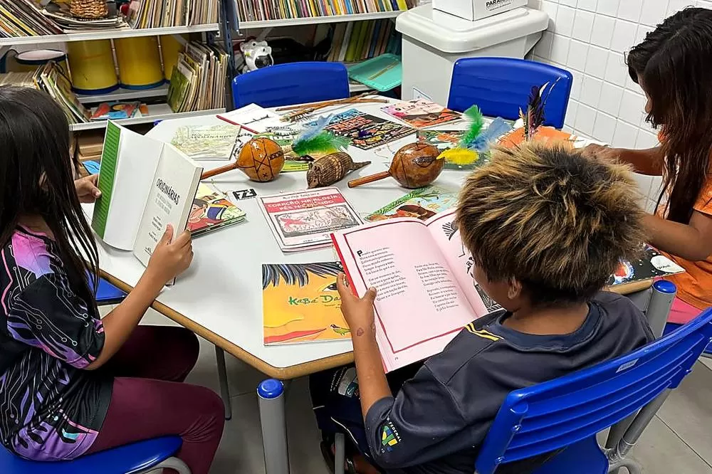 Paraná lidera acesso a bibliotecas em escolas e rede estadual tem obras raras Foto: Fundepar