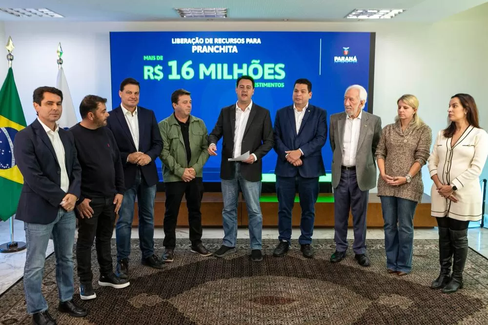 Pranchita avança rumo ao asfalto 100% com apoio de Ratinho Jr e Gugu Bueno