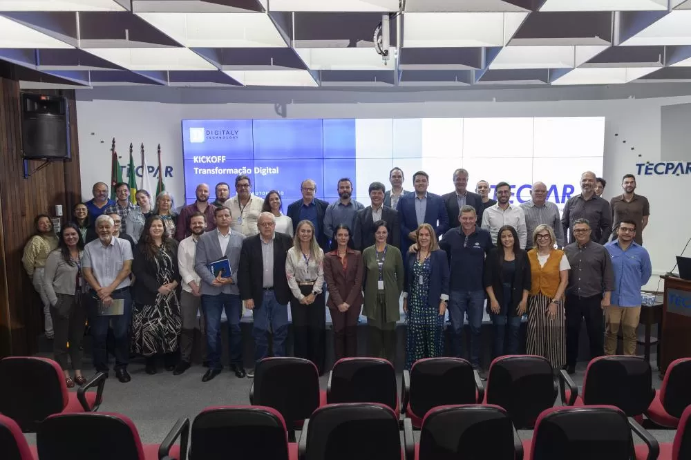 Tecpar e IAT firmam parceria com IA para acelerar licenciamento ambiental