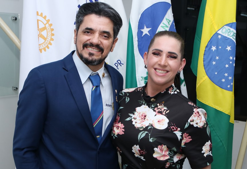 Presidente atual Gercinei Gomes Ramos e Caroline Katiuscia Krummenauer eleita.