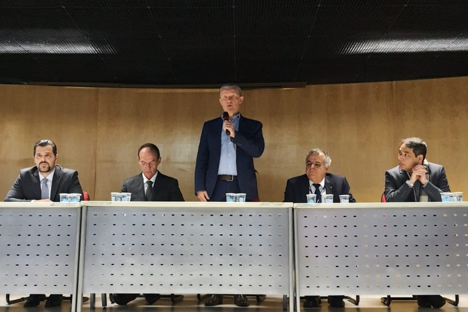 Evento do Ipardes e IBGE discute impactos de dados do Censo 2022 nas políticas públicas Foto: SEPL