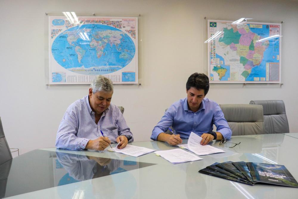 Assinatura do Termo de Cooperação Técnica entre Senar-Pr e Sedest - Foto: Patryck Madeira