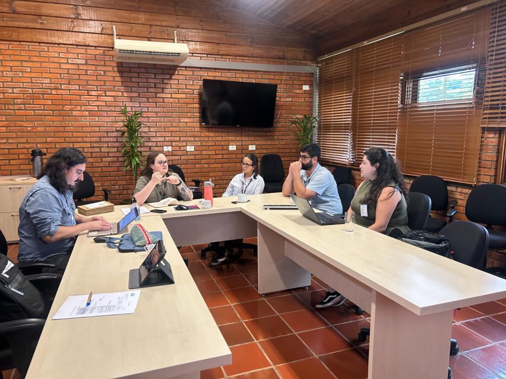 Reunião com pessoal da Diretoria de Coordenação. Foto: Luis César/Itaipu