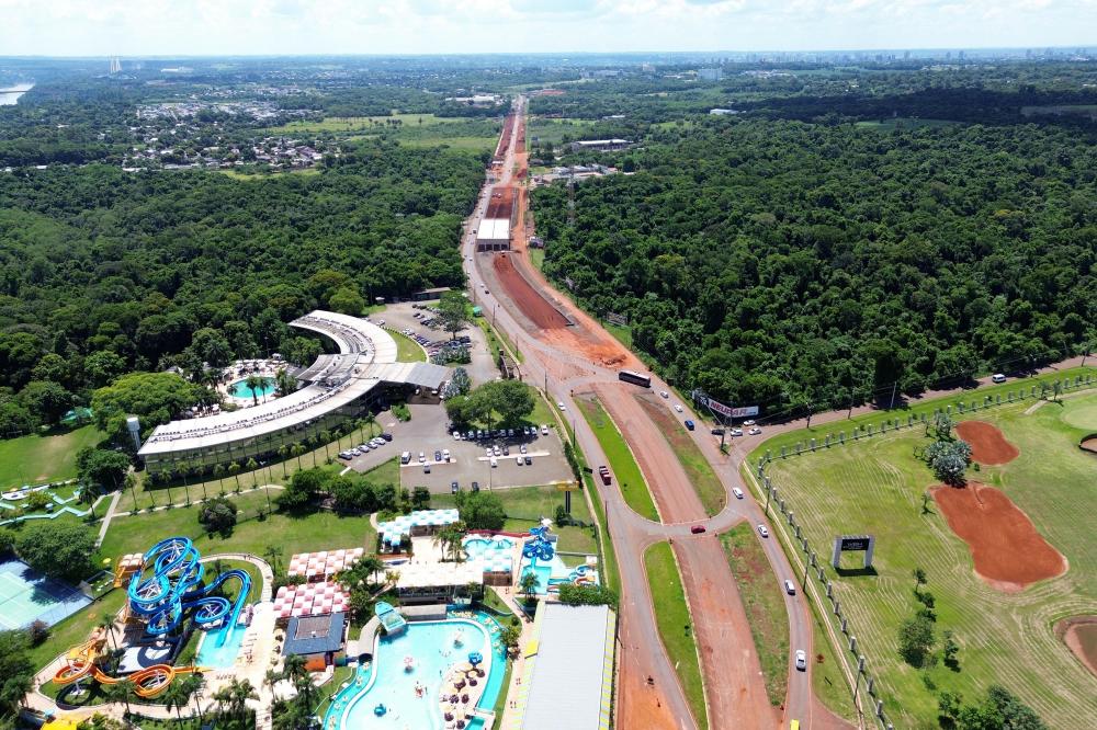 Duplicação BR-469 - Duplicação da Rodovia das Cataratas chega a 24,76% de execução Foto: DER-PR