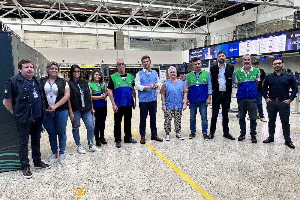 Procon-PR fiscaliza companhias aéreas em ação nacional e divulga pesquisa para usuários Foto: SEJU