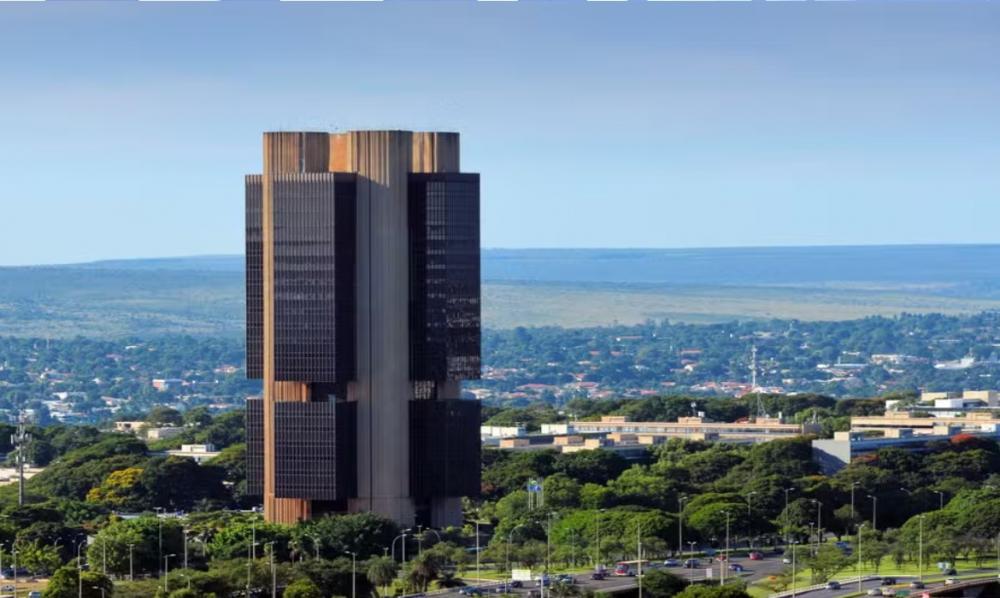 Sede do Banco Central em Brasília: Copom indicou possíveis cortes adicionais na Selic nas próximas reuniões — Foto: Getty Images