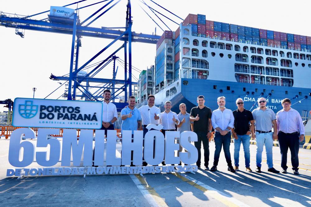Portos do Paraná ultrapassa 65 milhões de toneladas movimentadas em 2023
