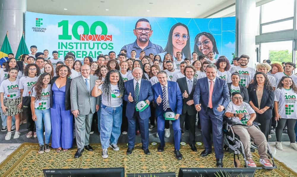 Presidente da República, Luiz Inácio Lula da Silva, durante cerimônia de Anúncio de 100 novos Institutos Federais no Palácio do Planalto - DF Foto: Ricardo Stuckert / PR