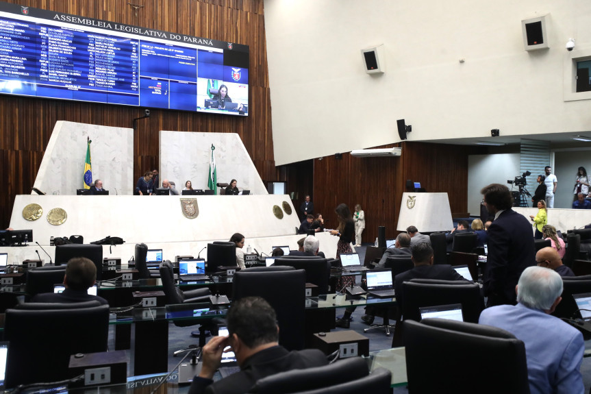 As propostas avançaram em segundo turno na primeira das duas sessões plenárias ordinárias realizadas nesta terça-feira (26) e são assinadas pela deputada Maria Victoria (PP).Créditos:Orlando Kissner/Alep