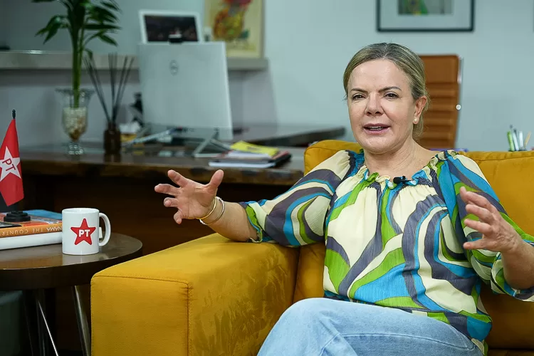 A presidenta Nacional do PT, Gleisi Hoffmann, na estreia do Café PT Foto: Reprodução/TvPT