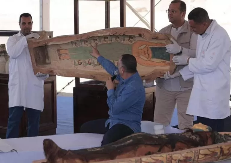 Sarcófago de 3.500 anos traz desenho que antecipa Marge Simpson; entenda