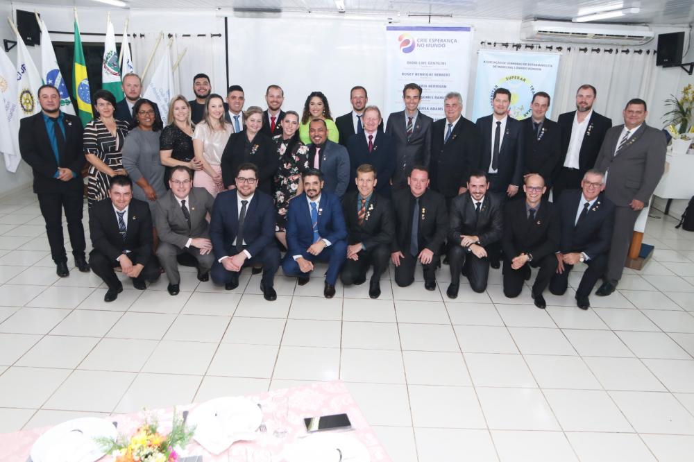 Sob o lema “Crie esperança no mundo”.