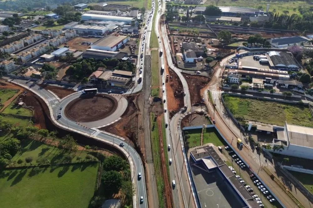 Obras Viaduto da Puc, em Londrina Foto: DER-PR