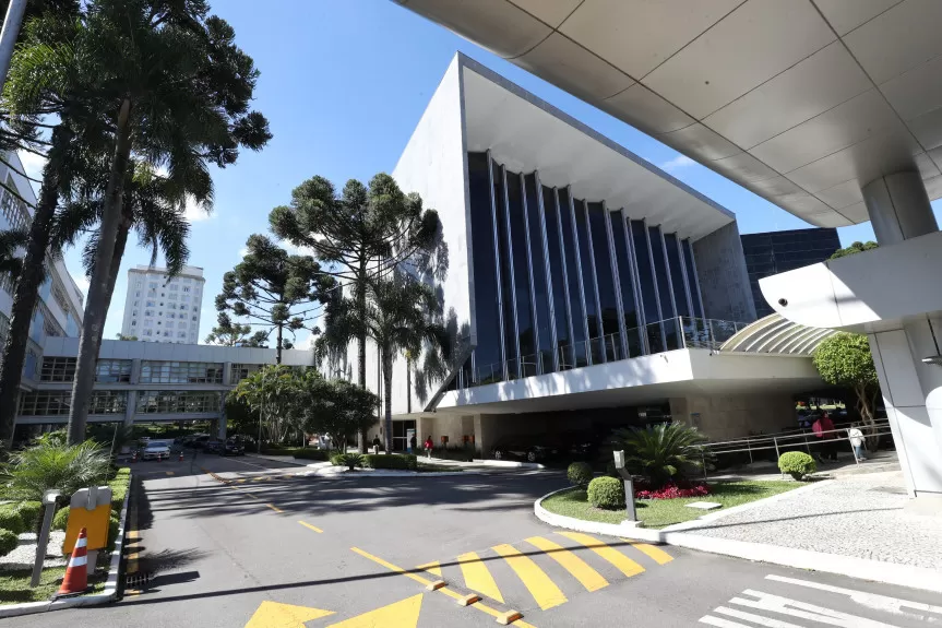 Nesta segunda-feira (20) serão realizadas duas sessões plenárias, sendo uma ordinária e outra extraordinária.Créditos:Orlando Kissner/Alep