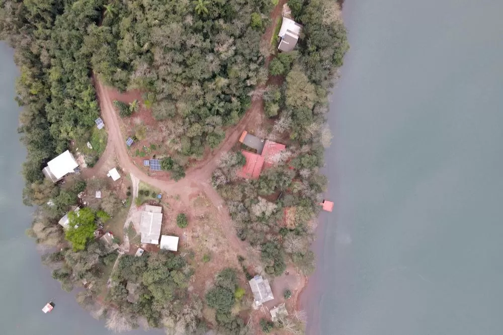 Primeira operação de parcelamento irregular do solo em área rural coordenada pelo IAT terminou com mais de R$ 20 milhões em multas Foto: IAT-PR