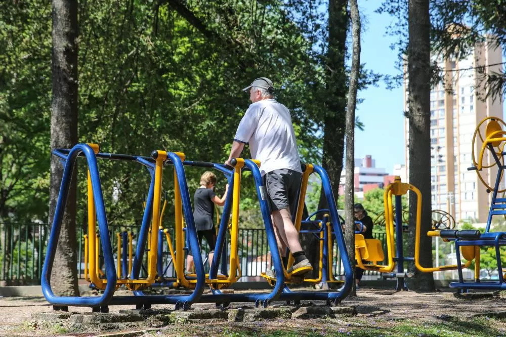 Governo envia à Alep projeto de lei para criar programa Paraná Amigo da Pessoa Idosa Foto: Geraldo Bubniak/AEN