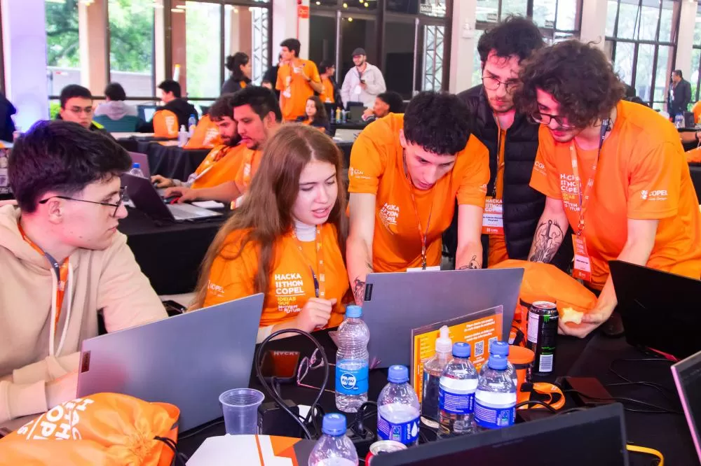 Universitários apresentam soluções inovadoras no Hackathon Copel 2024 Foto: Copel