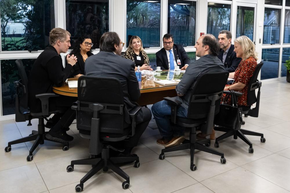 Equipe do Pacto Global foi recebida por diretores. Foto: Rafa Kondlatsch/Itaipu Binacional