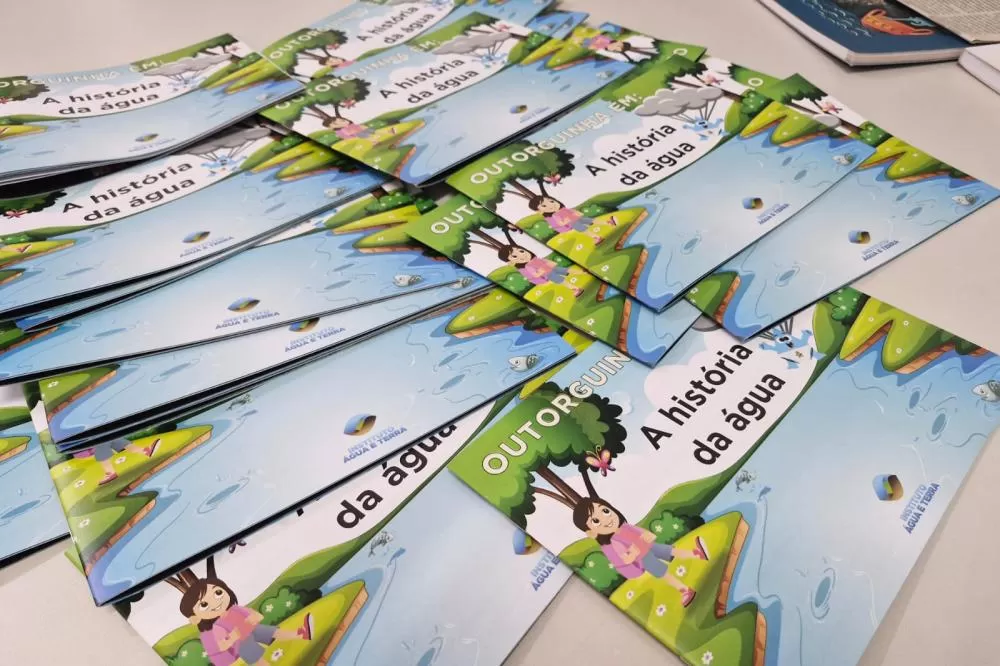 Cartilha Outorguinha ensina crianças de 8 a 10 a proteger as águas do Paraná Foto: Carlos Vicelli/IAT