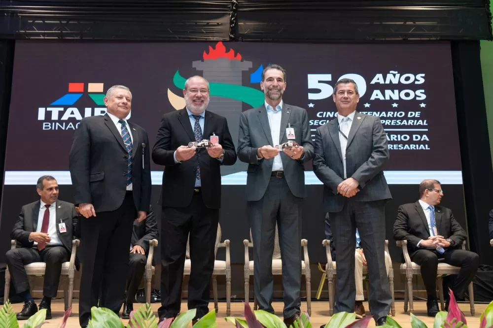 Celebração binacional marca os 50 anos da Segurança Empresarial de Itaipu